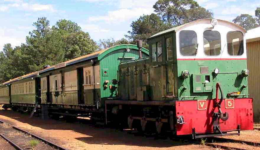 The Etmilyn Diner Train consists of 1 of our vintage diesel locomotives, 1907 Brakevan ZJ 367, 1919 Dining Car AV 426 & 1884 Club Car AL 2